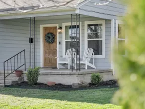 The West Cottage in Mckinney - Image 2