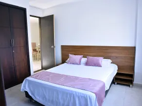 Quadruple Apartment 1 Bed - Image 2