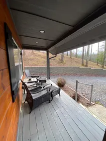 NEWLY Remodeled Private home - Image 5
