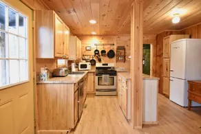 Haven on Hudson - Riverfront Cabin in ADK Park - Image 5