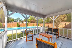 4BR Oasis with Pool – Budget Friendly - Image 3