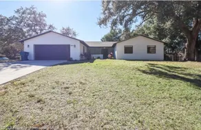 Cozy 3br home with private pool & indoor fireplace - Image 3