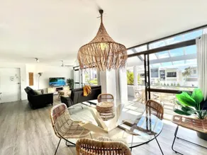 The Palmview Retreat - 800m to Hastings Street! - Image 4