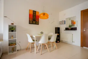 Apartment with free parking, close to the Dalí Museum - Image 3