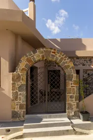 Agali Luxury Stone Suite & Loft - Image 3