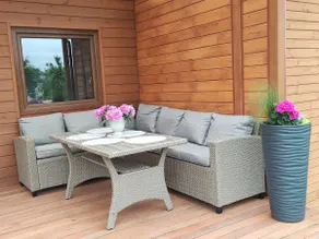 Country Cabin - Image 2