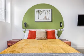 Stylish Studio Apartment - Image 5