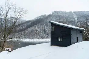Blackberry Cabin lakeside escape - Image 3