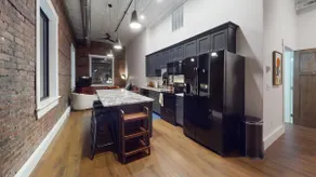 Panoramic Downtown 2-Bedroom - Image 3