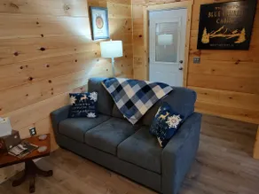 Blue Laurel - Image 2