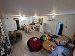 Spacious entire condo near downtown - Image 3
