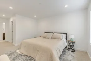Cozy Downtown Townhome Retreat! - Image 3