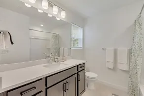 Cozy Downtown Townhome Retreat! - Image 5