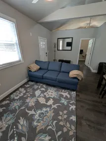 Cozy Guesthouse - Image 2