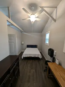 Cozy Guesthouse - Image 4