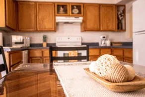 Warm House - Image 5