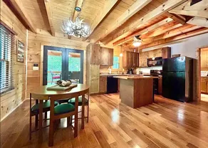 Lakeside Lodge Cabin - Image 5