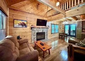 Lakeside Lodge Cabin - Image 2