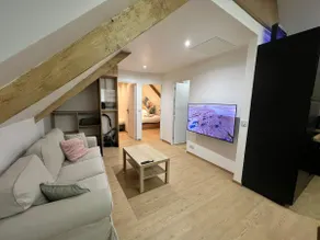 Cozy 2 bedroom accommodation - Image 2