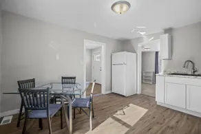 Centrally located near Hospital - Image 2