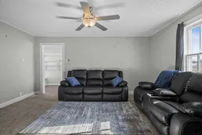 Centrally located near Hospital - Image 5