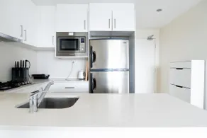 Comfy 1BDR Apartment 3min to Train Station Burwood - Image 3