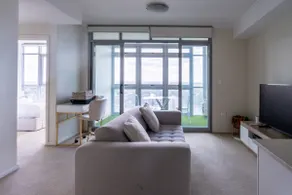 Comfy 1BDR Apartment 3min to Train Station Burwood - Image 2