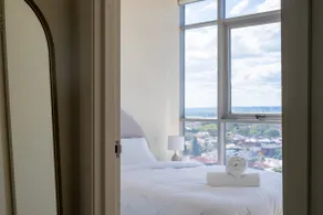 Comfy 1BDR Apartment 3min to Train Station Burwood - Image 5