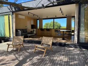 Beach house in the woods - Image 4