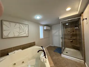 Private Serene Hideaway Suite with Jacuzzi - Image 5