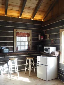 The Cabin on Petra Farm - Image 3