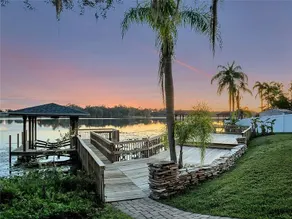 Lake Front 2 heated pools American Dream House - Image 5
