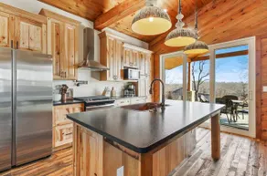 The Nestled Cabin - Image 5