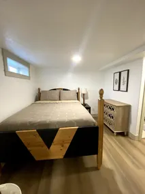 Cute and Cozy One Bedroom Unit - Image 2