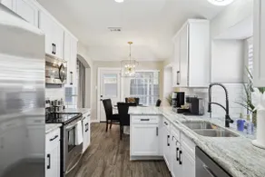 Charming Flower Mound Escape near DFW Airport - Image 2