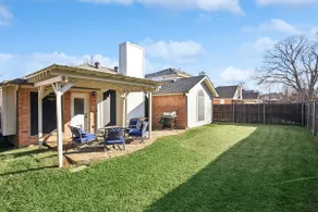Charming Flower Mound Escape near DFW Airport - Image 5