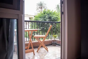 Luxury Apt with Bathtub & Garden Balcony view 1007 - Image 5