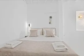 Heart of Mykonos/Helios - Image 3