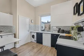 * Beautiful Apt in Brighton- The Bell Tower * - Image 4
