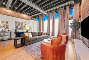 Loft-Inspired Pilsen Retreat | 10 min to Downtown - Image 5