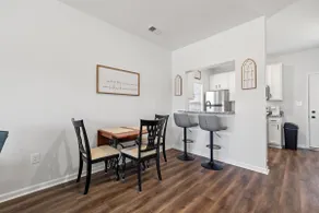 Entire Home in Charming Berea - Image 4