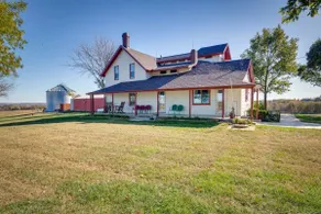 Atchison 1870 Farmhouse - Image 3