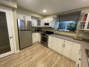 Spacious & modern 1 bed suite. - Image 4