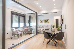 Designer luxury apartment @ Piraeus Center 1 - Image 4