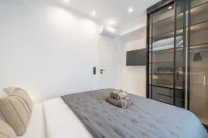 Designer luxury apartment @ Piraeus Center 1 - Image 3