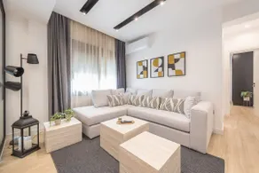 Designer luxury apartment @ Piraeus Center 1 - Image 2