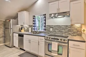 Canyon Ridge Abode-Near Portland - Image 2