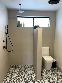 Charly Guesthouse - Image 4