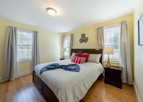 Spacious 4BR Boston - Family Beach Vacation 284 - Image 5