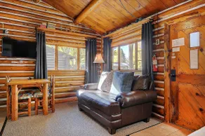 Wildwood Cabin, Great In Town Location - Image 2